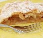 Viennese Apfelstrudel/Wiener Apfelstrudel